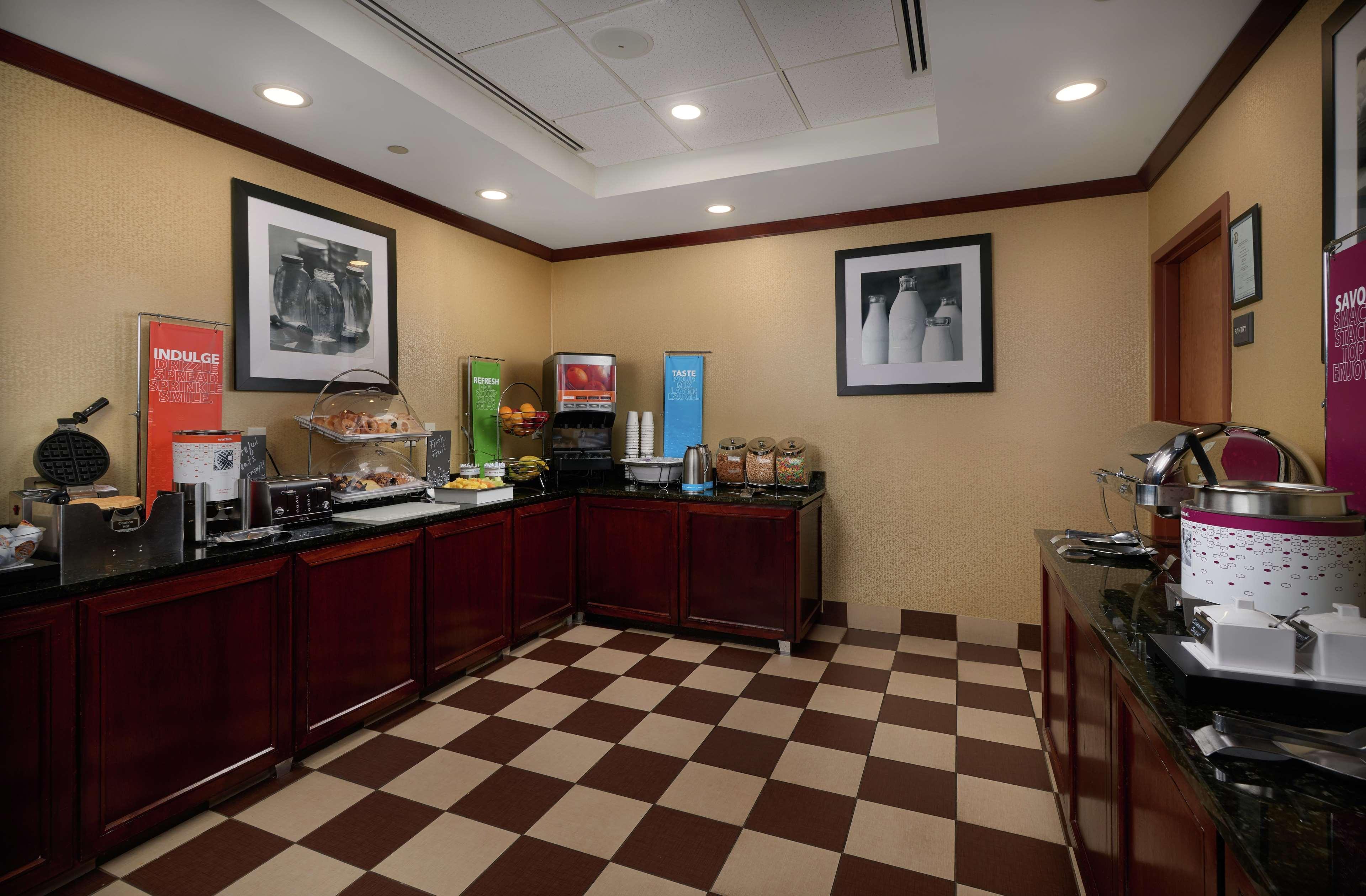 Hampton Inn Newport News-Yorktown Εξωτερικό φωτογραφία